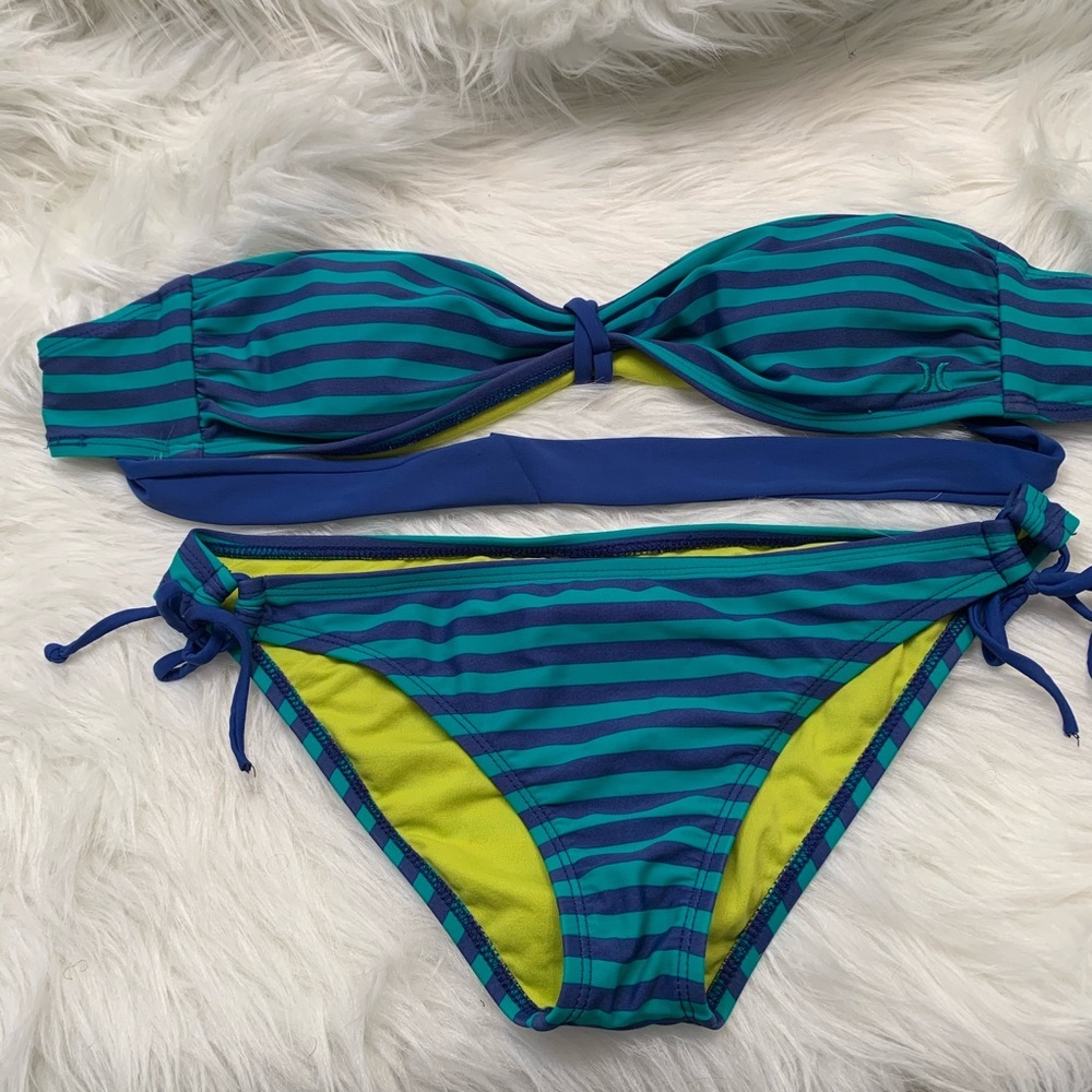 Hurley woman’s bikini bathing suit